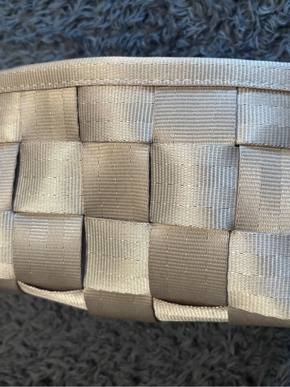 HarveyS Seatbelt Bag nwot champagne